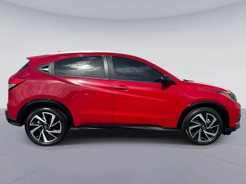 Certified 2020 Honda HR-V Sport image 2