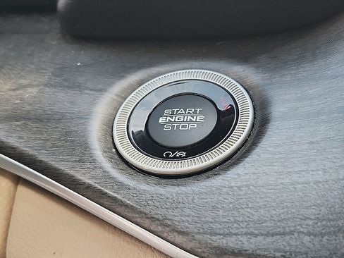 Used 2021 Jeep Grand Cherokee L Limited image 25