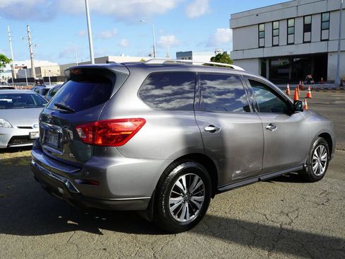 Used 2017 Nissan Pathfinder SL FWD image 27
