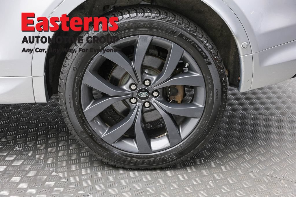 Used 2021 Land Rover Discovery Sport SE R-Dynamic AWD/4WD image 9