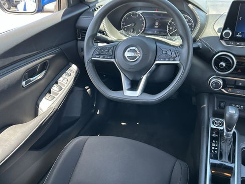 Used 2024 Nissan Sentra SV FWD image 15