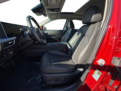 Used 2024 Hyundai Sonata Limited image 9