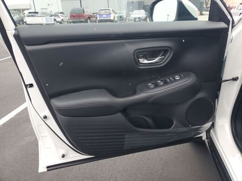 New 2026 Honda HR-V EX-L image 38