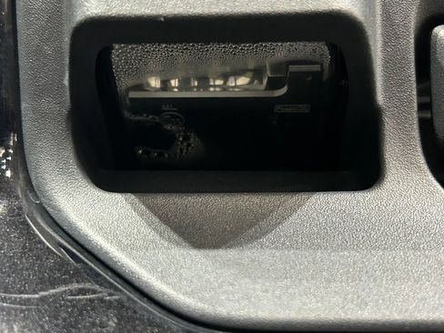 Used 2025 Ford Ranger Raptor AWD/4WD image 35