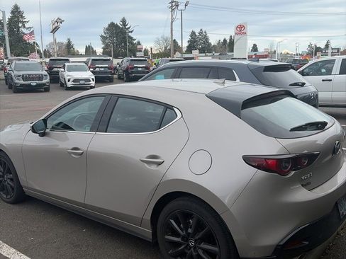 Used 2024 MAZDA MAZDA3 s image 4