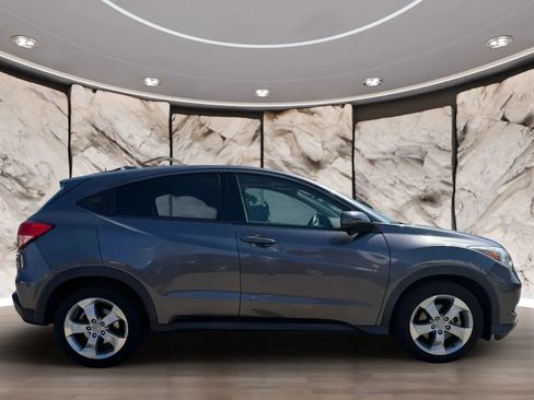 Used 2016 Honda HR-V EX image 4