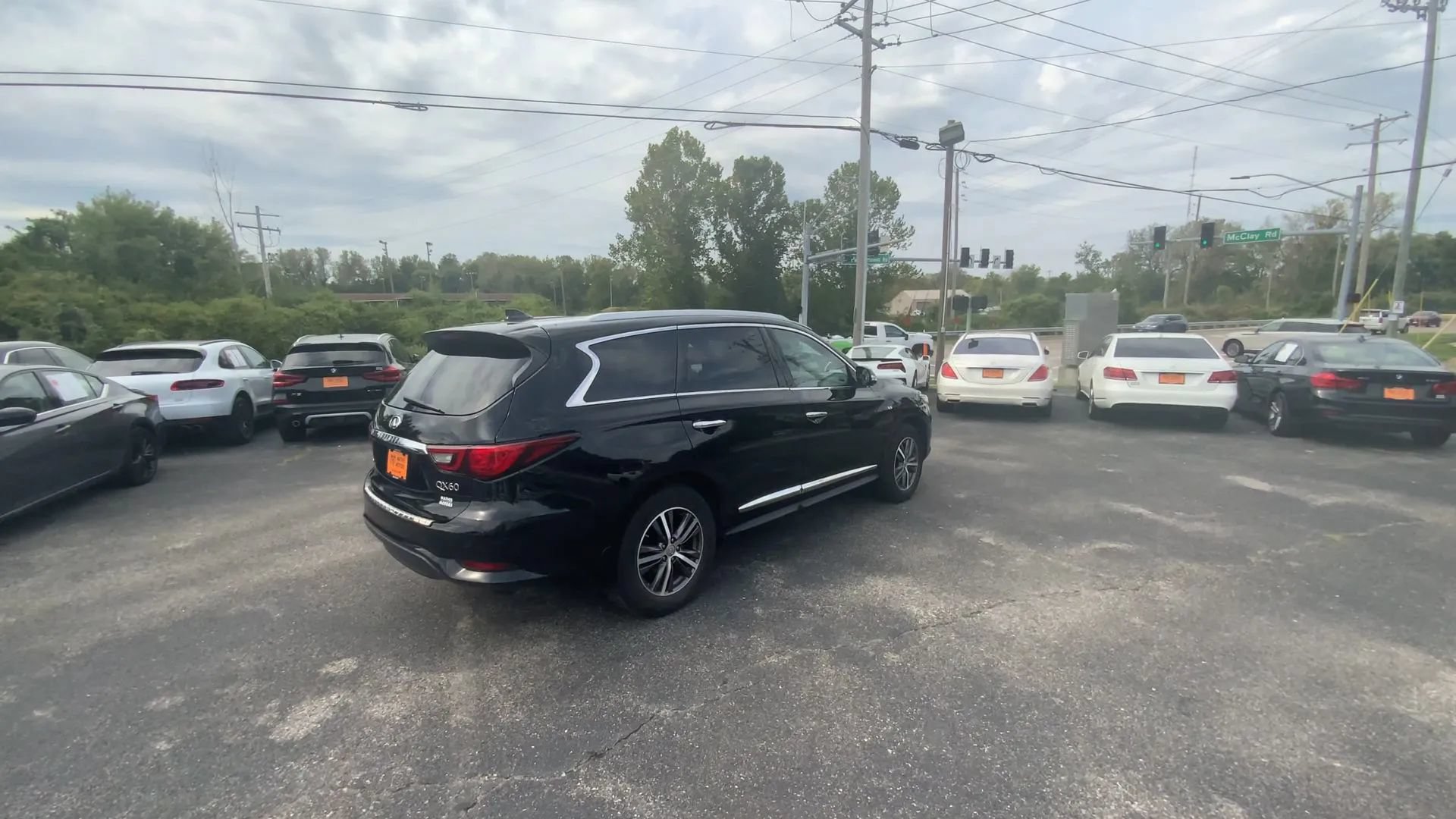 Used 2019 INFINITI QX60 Luxe w/ Essential Package AWD/4WD image 9