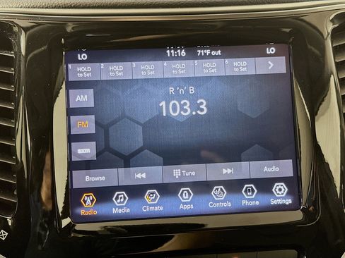Used 2021 Jeep Cherokee Limited AWD/4WD image 21