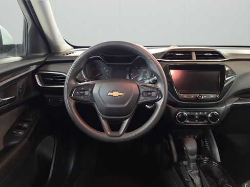 Used 2023 Chevrolet TrailBlazer LT w/ Convenience Package image 14