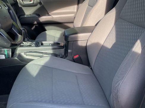 Certified 2021 Toyota Tacoma SR w/ SX Package image 5