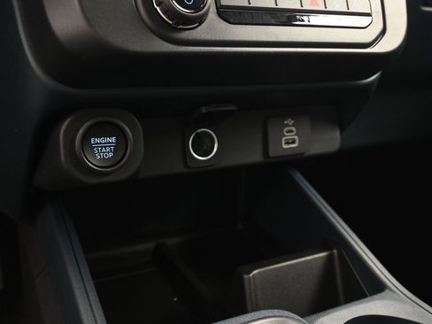 New 2025 Ford Maverick Lobo image 16