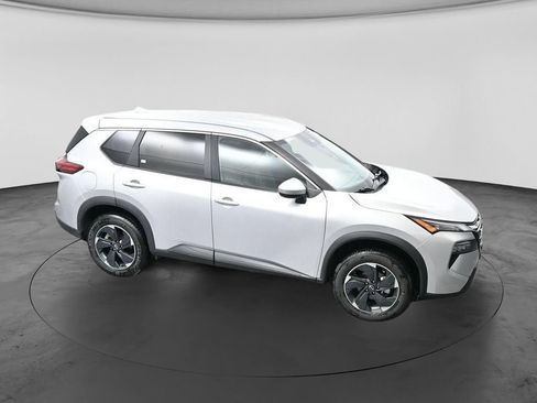 Used 2024 Nissan Rogue SV AWD/4WD image 49
