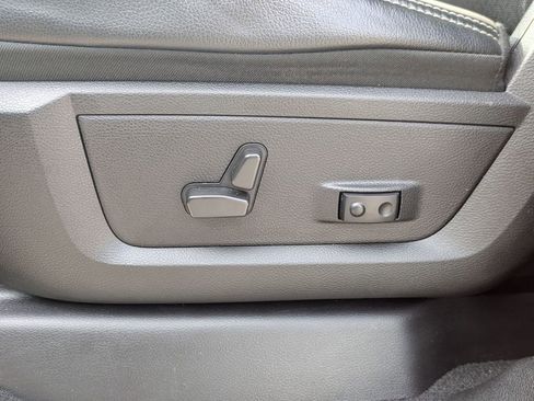 Used 2022 RAM 2500 Laramie AWD/4WD image 14