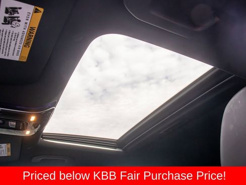 Used 2023 Mercedes-Benz C 43 AMG 4MATIC Sedan w/ AMG Night Package image 23