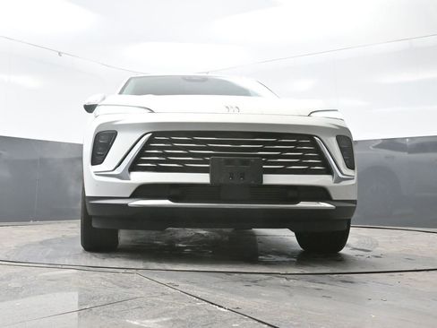 Used 2024 Buick Envision Preferred image 27