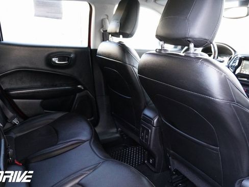 Used 2020 Jeep Compass Latitude image 38