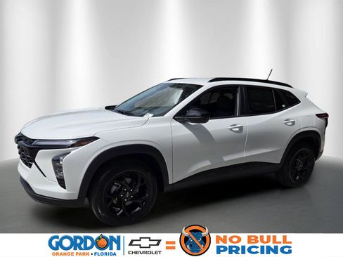 New 2026 Chevrolet Trax LT w/ Driver Confidence Package FWD image 1