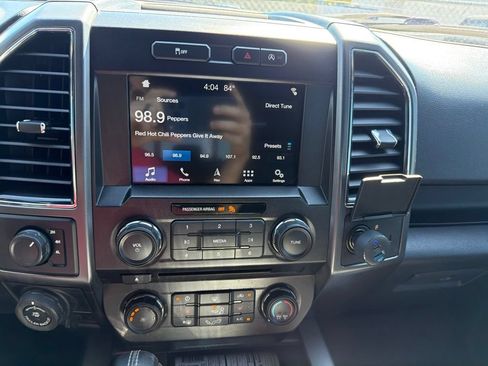 Used 2018 Ford F150 XLT w/ Equipment Group 302A Luxury AWD/4WD image 8