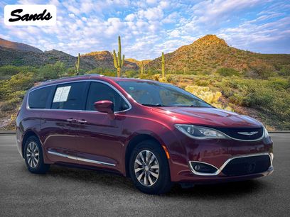 Used 2019 Chrysler Pacifica Touring-L Plus w/ Advanced Safetytec Group