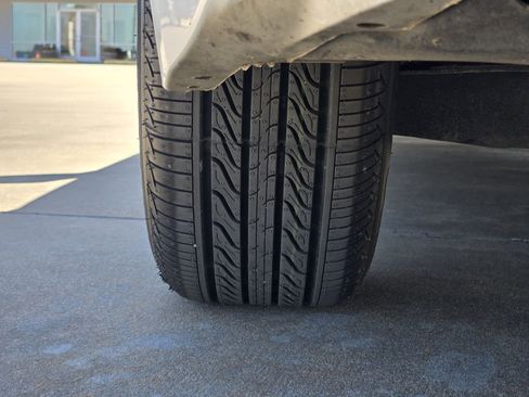 Used 2020 Toyota Corolla LE image 15