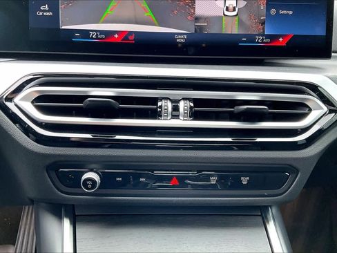 Used 2023 BMW 330e w/ Parking Assistance Package image 33