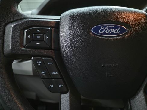Used 2022 Ford E-350 and Econoline 350 Super Duty w/ Power Windows & Locks Group RWD image 19