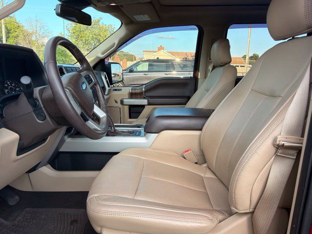 Used 2018 Ford F150 Lariat w/ Equipment Group 502A Luxury AWD/4WD image 9