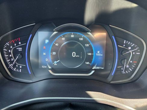 Used 2019 Hyundai Santa Fe SEL AWD/4WD image 30