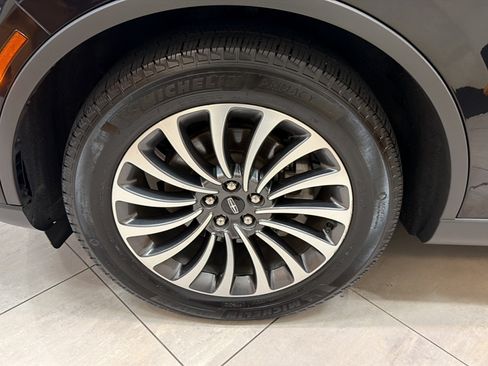 Used 2023 Lincoln Aviator Reserve w/ Elements Package Plus RWD image 7