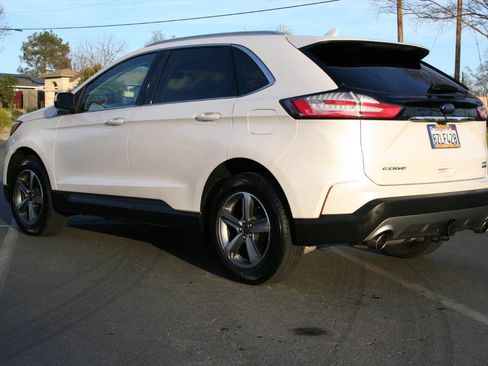 Used 2019 Ford Edge SEL w/ Equipment Group 201A image 7