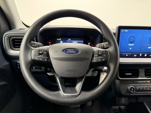 New 2025 Ford Maverick XL image 18