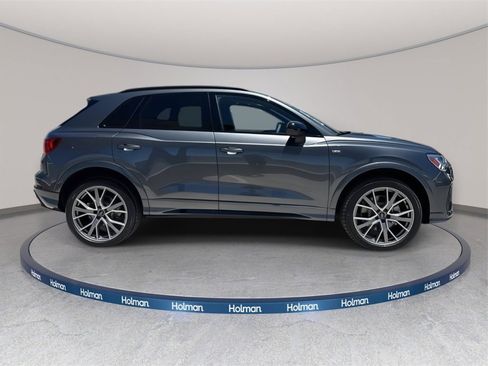 Certified 2025 Audi Q3 2.0T Premium Plus w/ Premium Plus Package image 4