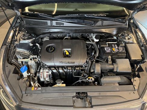 Used 2024 Kia Forte LXS FWD image 22
