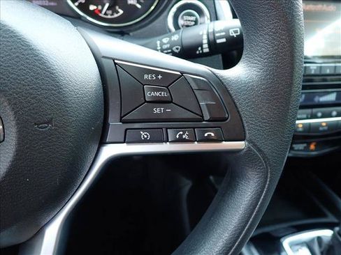 Used 2017 Nissan Rogue Sport SV FWD image 15