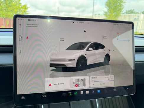 Used 2026 Tesla Model Y AWD image 14
