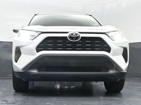 Certified 2024 Toyota RAV4 XLE image 28