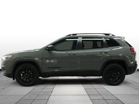 Used 2023 Jeep Cherokee Altitude Lux AWD/4WD image 4