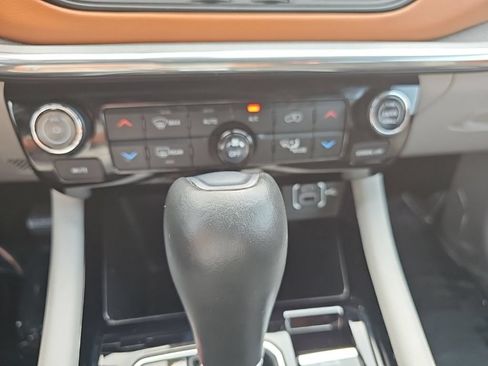 Certified 2023 Jeep Compass Limited AWD/4WD image 30
