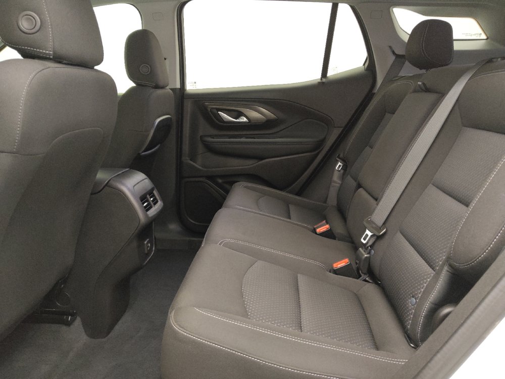 Used 2024 GMC Terrain SLE FWD image 18