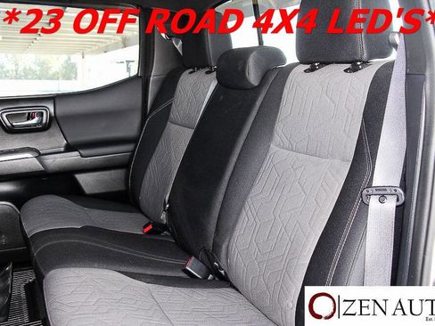 Used 2023 Toyota Tacoma TRD Off-Road image 36