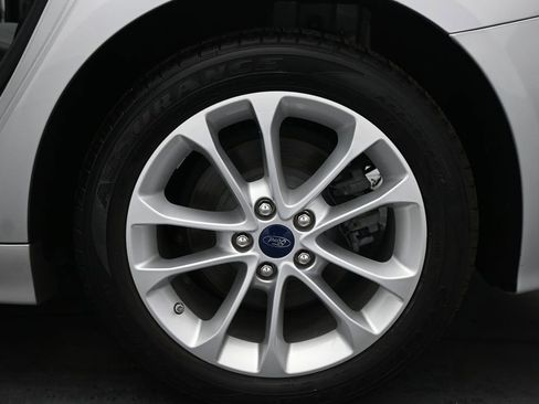 Certified 2019 Ford Fusion SE FWD image 22