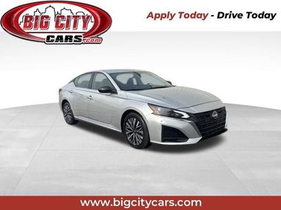 Used 2024 Nissan Altima 2.5 SV