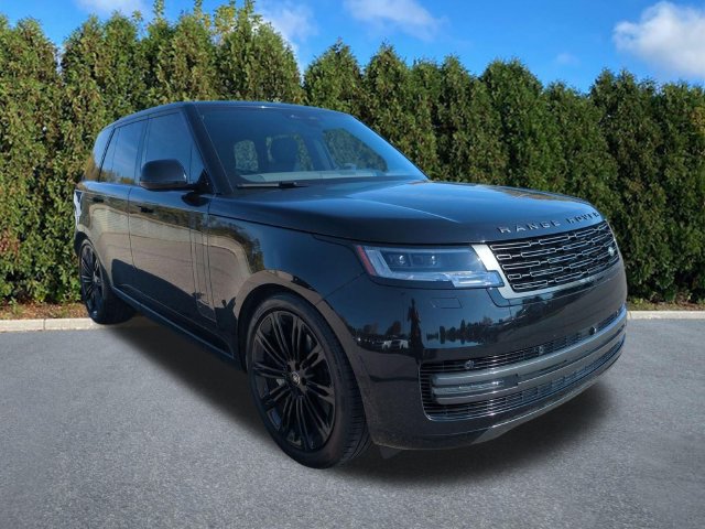 Certified 2025 Land Rover Range Rover SE AWD/4WD image 3