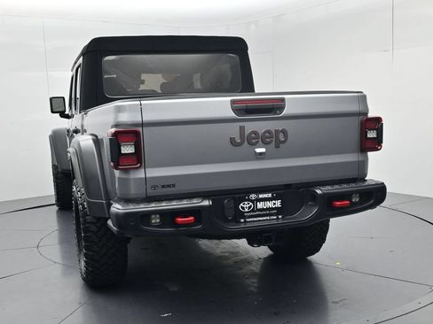 Used 2020 Jeep Gladiator Rubicon AWD/4WD image 6