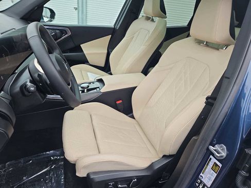 Used 2025 BMW X3 xDrive30i w/ Convenience Package image 17