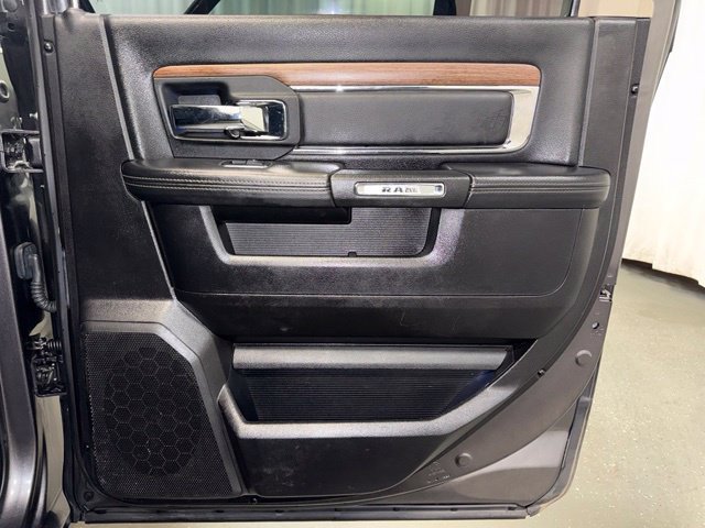 Used 2015 RAM 1500 Laramie w/ Convenience Group AWD/4WD image 40