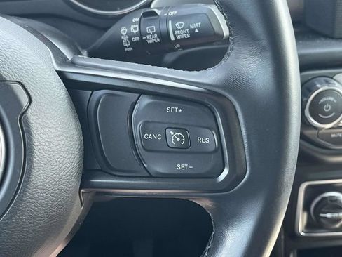 Used 2020 Jeep Wrangler Sport AWD/4WD image 24