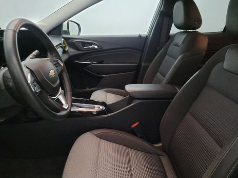 Used 2024 Chevrolet Trax LT w/ Driver Confidence Package image 17