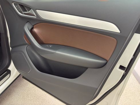 Used 2018 Audi Q3 2.0T Premium image 13