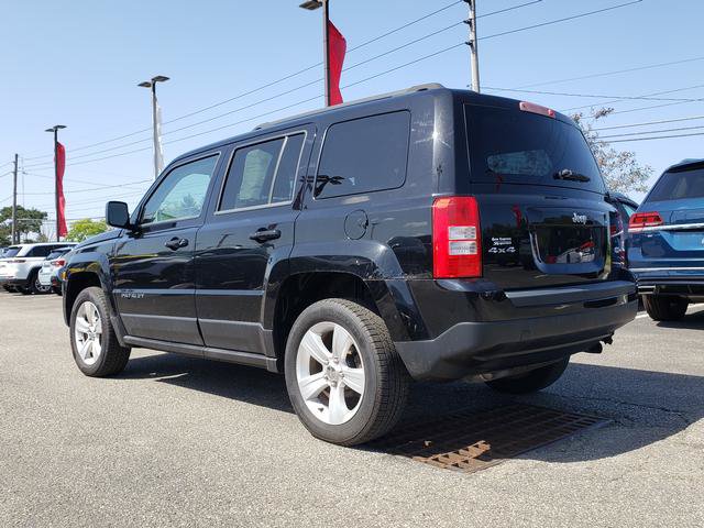 Used 2015 Jeep Patriot Latitude AWD/4WD image 5